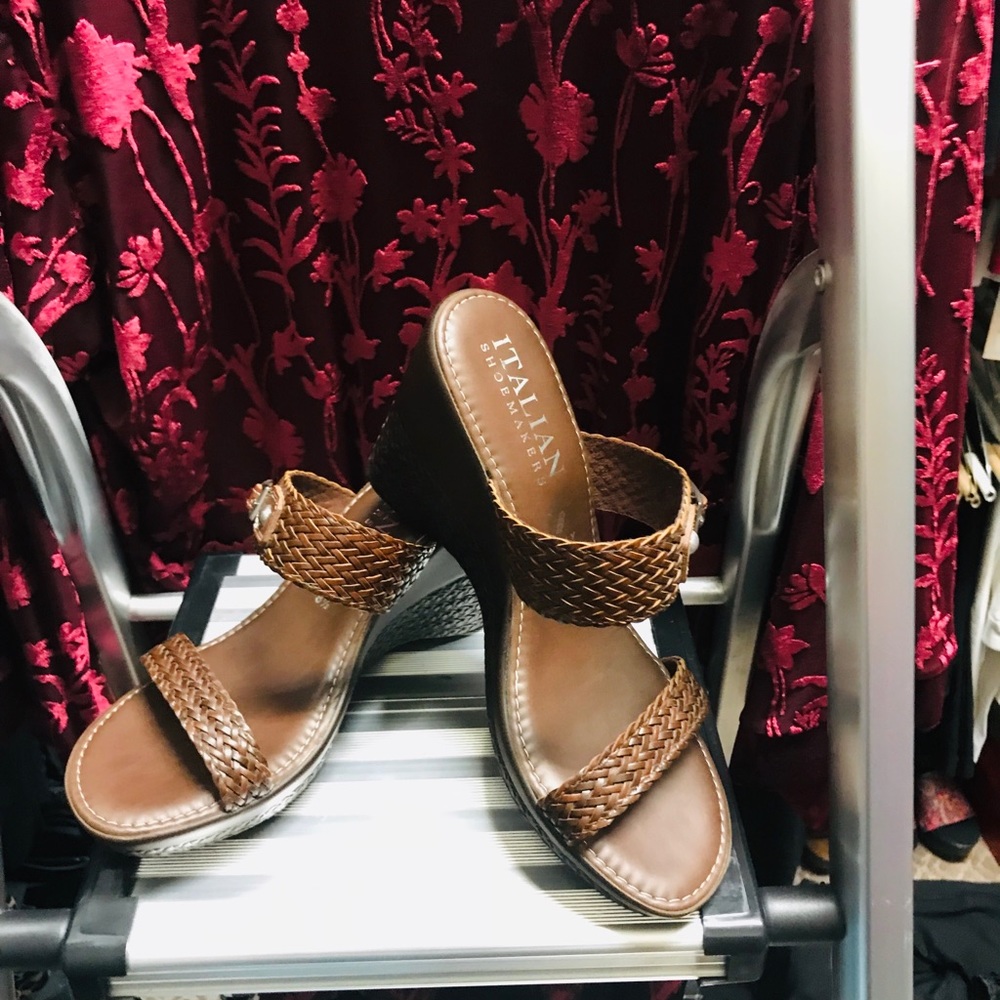Beautiful Light brown sandals